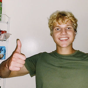 Meet your Posher, Johnny